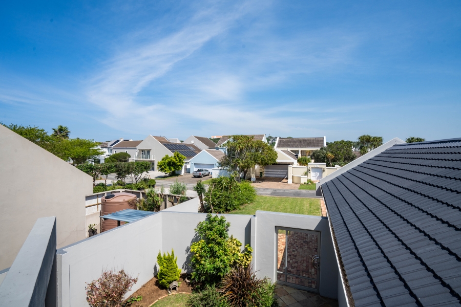 6 Bedroom Property for Sale in Royal Alfred Marina Eastern Cape